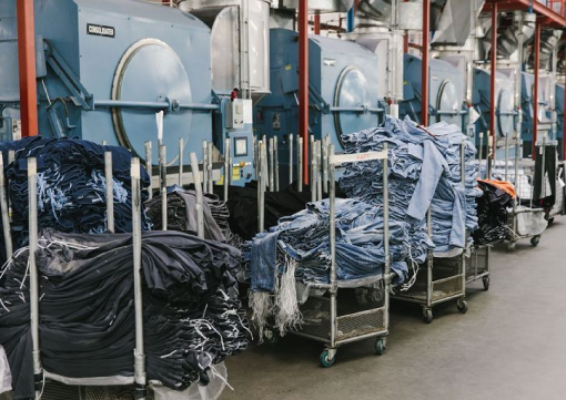 When Denim Washes Go Wrong: Turning Defects into Design Opportunities